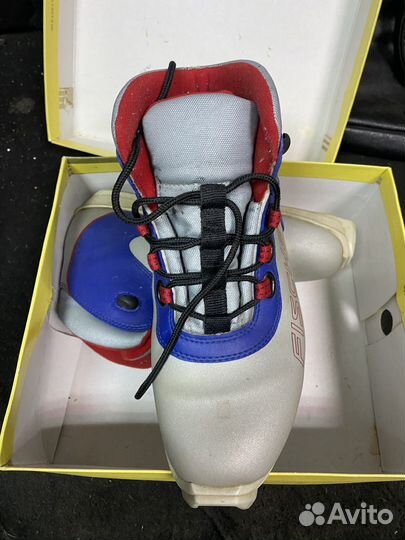 Лыжные ботинки fischer