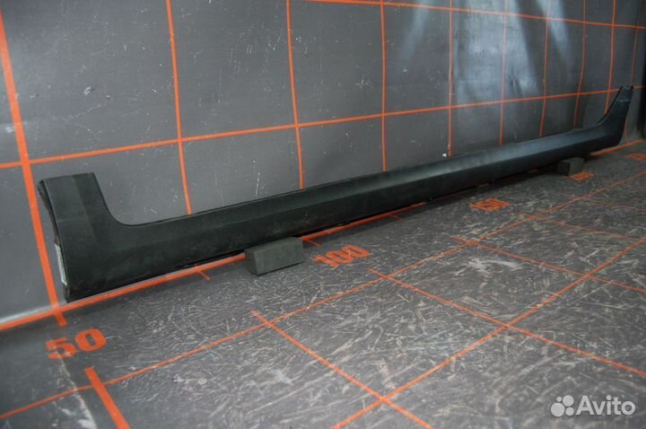 Накладка порога - Kia Rio 4 X-Line (2017-н.в.)