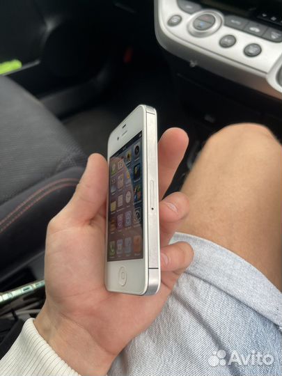 iPhone 4S, 64 ГБ