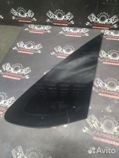 Задняя форточка Ford Focus 2