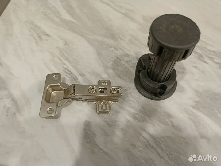 Ножки и шарниры для кухни