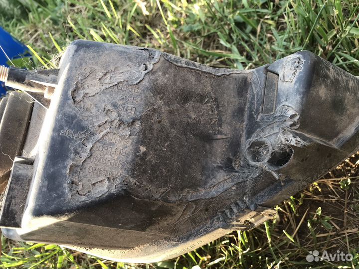 Фара правая на renault logan 1