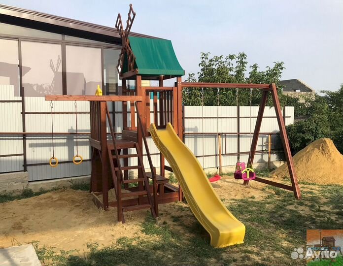 Детская спортивная площадка уличная