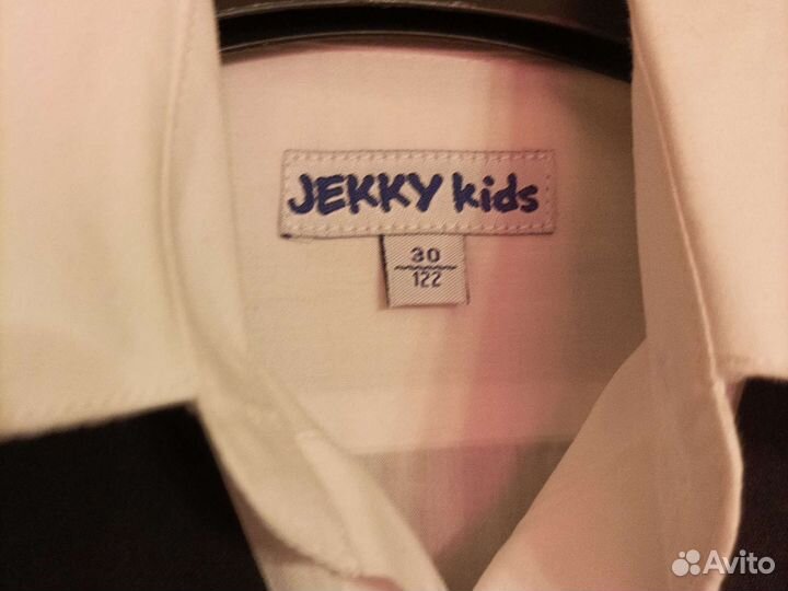 Рубашка белая на мальчика с жилетом122