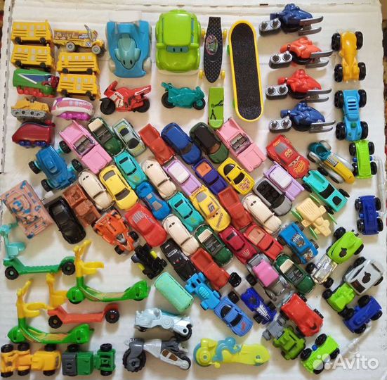 Kinder Сюрприз Тачки