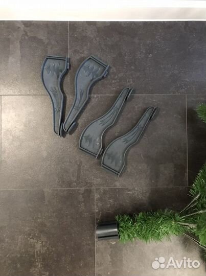 Елка искусственная