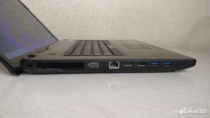 Lenovo G780 / Диагональ 17,3