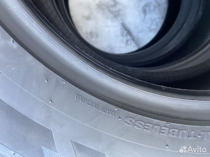 Kumho Ecsta HS52 235/55 R17 103W