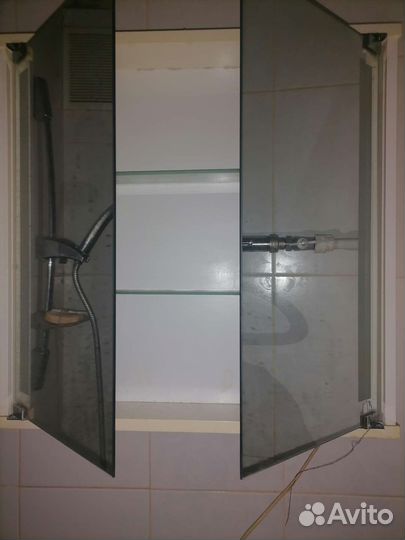 Зеркало полочка с подсветкой