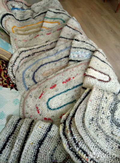 Коврики из полиэтиленовых полосок