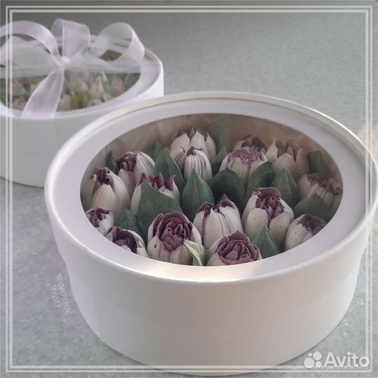 Зефирный цветы в круглой коробке / Сладкий подарок