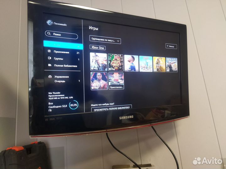 Xbox one 500gb. 2 геймпада. Подписка до 01.11.2023