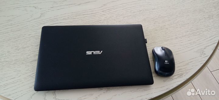 Ноутбук asus X200CA