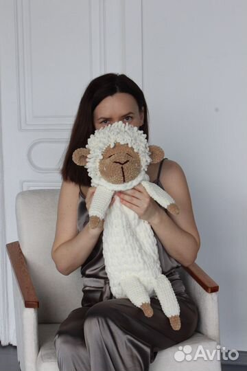 Вязаная игрушка ручной работы