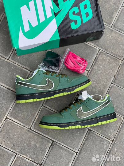Кроссовки nike sb dunk low green lobster