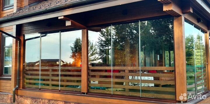 Безрамное панорамное остекление террас