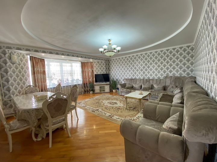 3-к. квартира, 147 м², 6/9 эт.