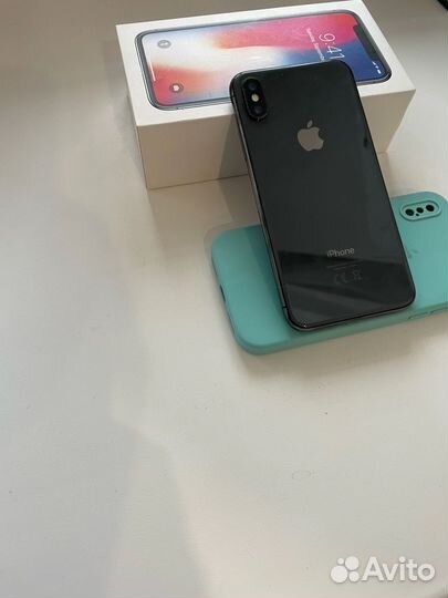 iPhone X, 64 ГБ