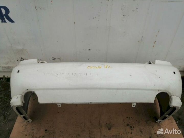 Бампер задний Toyota Crown GRS182