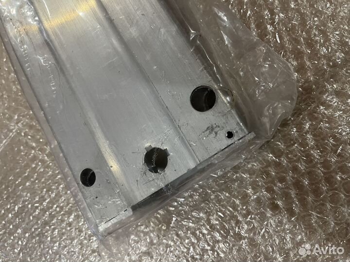 Правое крепление домик усилителя Mercedes W205