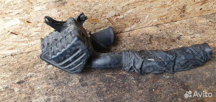 Резонатор воздушного фильтра Chevrolet Captiva (C