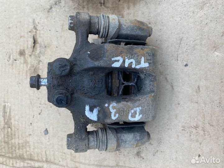 Суппорт тормозной задний Hyundai Tucson 3 TL