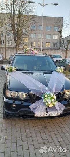 Украшение на свадебное авто