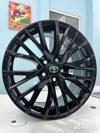 Диски R17 5x114.3 Toyota Camry, Rav4 Lexus RX, NX