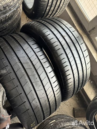 Pirelli P Zero PZ4 L.S. 285/40 R22 и 325/35 R22 Y