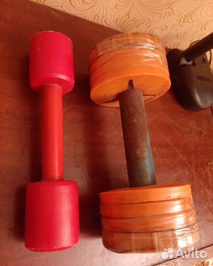 Гантели разборные бу. Одни для ребёнка, другие п