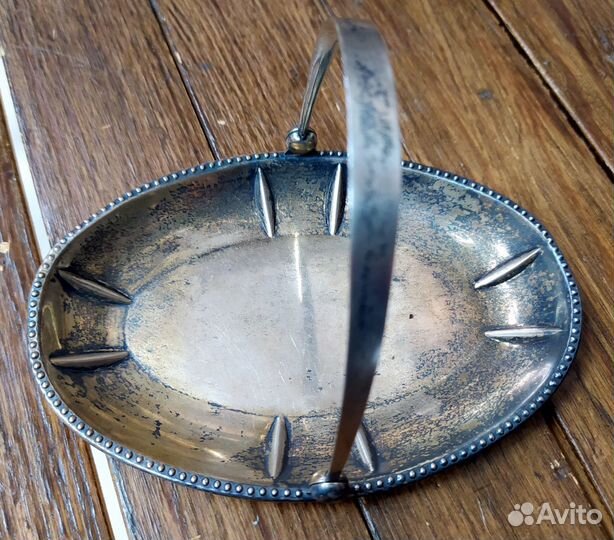 Конфетница серебряная