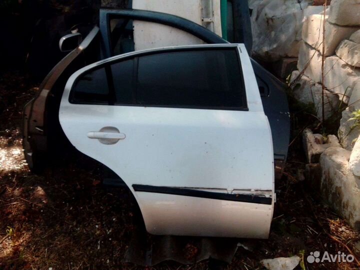 Двери для гольф 4