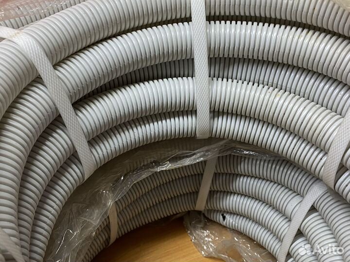 DKC 91950 Труба гофрированная 50 мм из самозатухаю