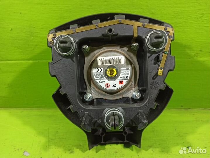 Подушка безопасности водителя Nissan Note E11 CR14