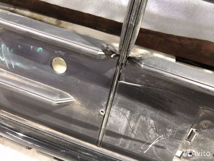 Решетка радиатора Audi Q8