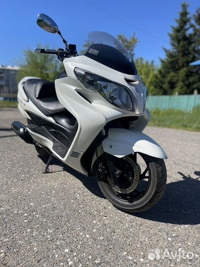 Suzuki SkyWave 250 Type S