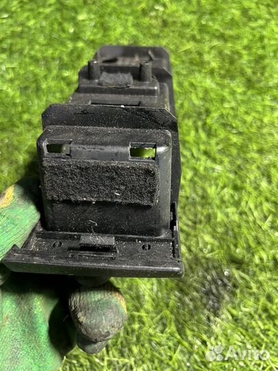 Ящик передней консоли Audi A6 C5