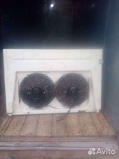 Продам рефрежератор Реф 200