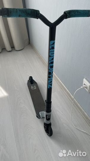 Самокат трюковой reaction