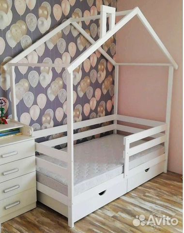 Кровать детская избушка