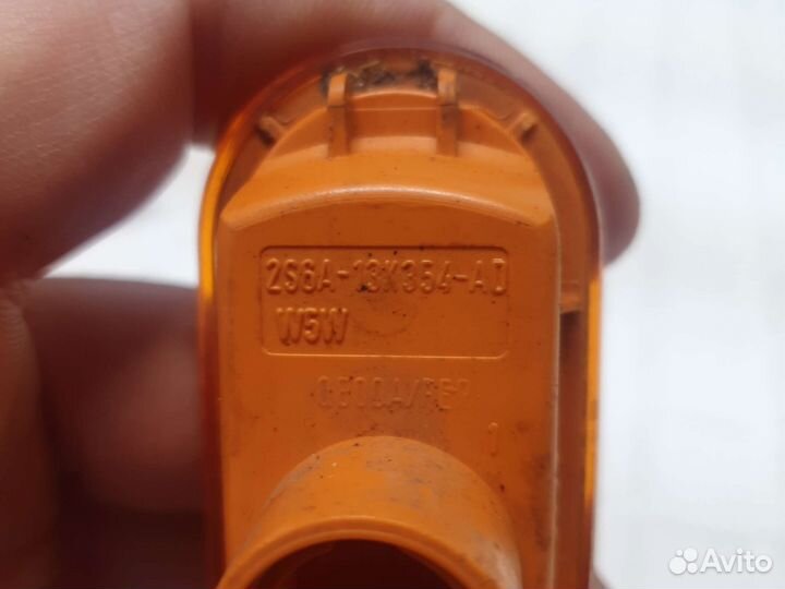 Повторитель на крыло желтый ford fusion