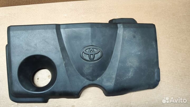 Декоративная крышка двигателя Rav 4 50