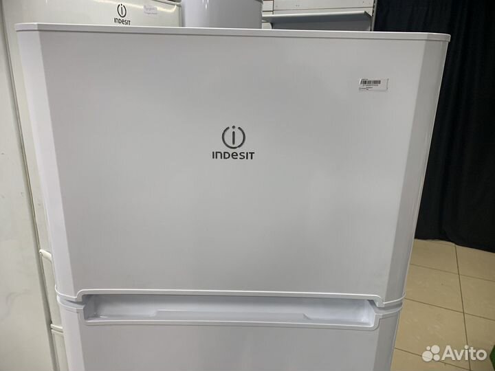 Холодильник новый