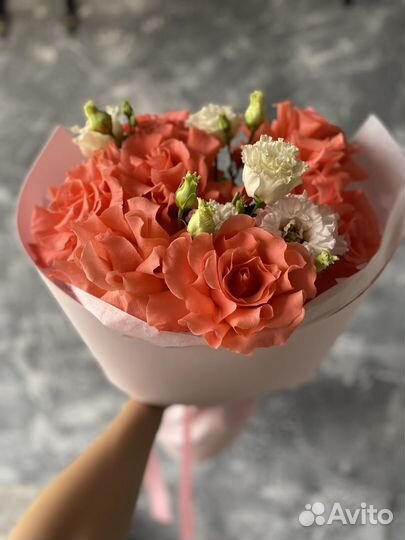 Апельсиновые кружевные розы, эустома