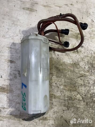 Насос топливный левый Audi A8 4E2 BPK 2005-2007