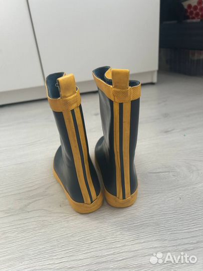 Детские резиновые сапоги