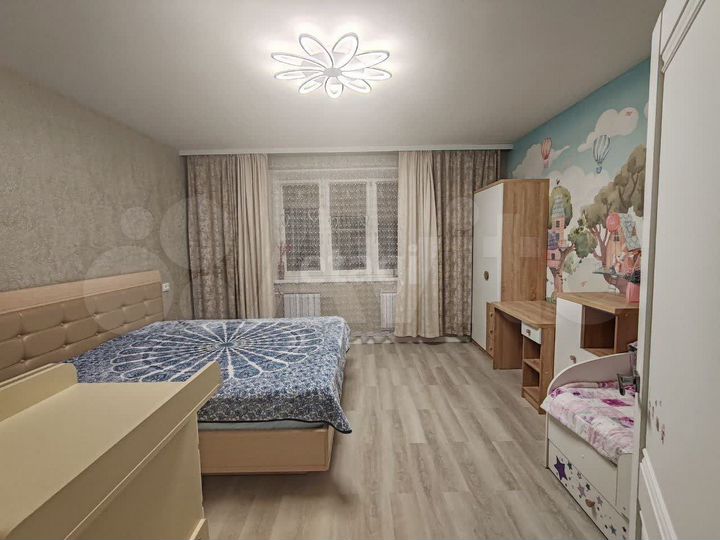 2-к. квартира, 82,5 м², 3/3 эт.