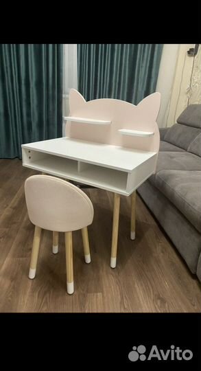 Детский стол и стул