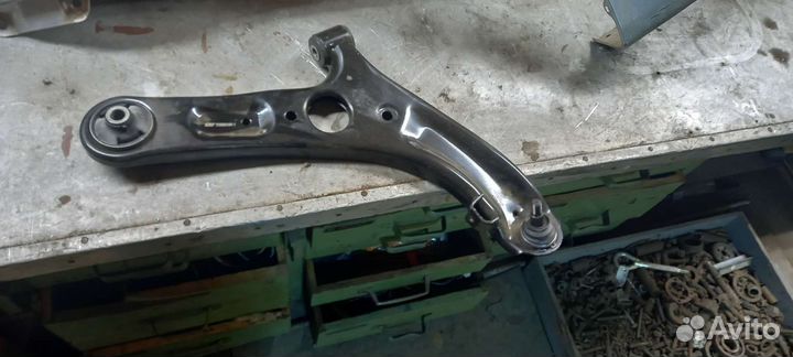 Рычаг hyundai elantra