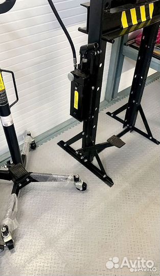 Напольная, модульная плитка пвх